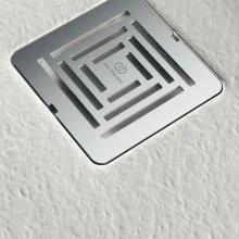 ideal-standard-ultra-flat-s-pure-white-rectangle-shower-tray-lifestyle-2.webp