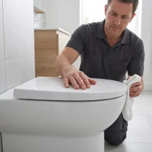 inabox-back-to-wall-toilet-lifestyle-3.webp