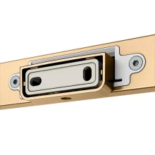 keuco-collection-moll-brushed-brass-single-towel-rail-close-back.webp