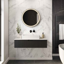 multipanel-crystal-marble-xl-offset-lifestyle.jpg