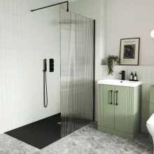 nuie-800mm-fluted-black-wetroom-screen-with-support-bar-lifestyle.webp