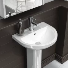 nuie-harmony-550mm-basin-pedestal-lifestyle.webp