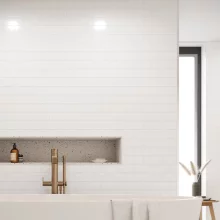 reco-smalll-flat-white-metro-light-grey-grout-lifestyle.webp