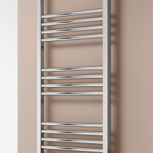 reina-capo-chrome-curved-radiator-finish.jpg