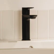 roca-cala-matt-black-smooth-body-basin-mixer-lifestyle-2.webp