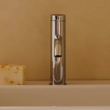 roca-ona-chrome-basin-mixer-tap-lifestyle.webp