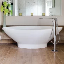 Kurv Cian Solid Surface Freestanding Bath, 1890 x 900 By BC Designs 