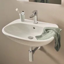 tesi-600-basin-lifestyle-1.webp