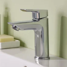 tesi-basin-mixer-lifestyle-4.webp