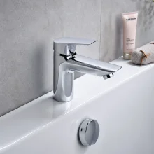 tesi-mono-bath-filler-lifestyle.webp
