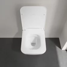 venticello-wall-mounted-toilet-lifestyle-4.webp