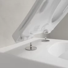 venticello-wall-mounted-toilet-lifestyle-6.webp