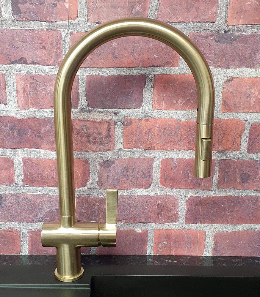 Mayhill Brushed Brass Single Lever Pullout Kitchen Tap TIS5093