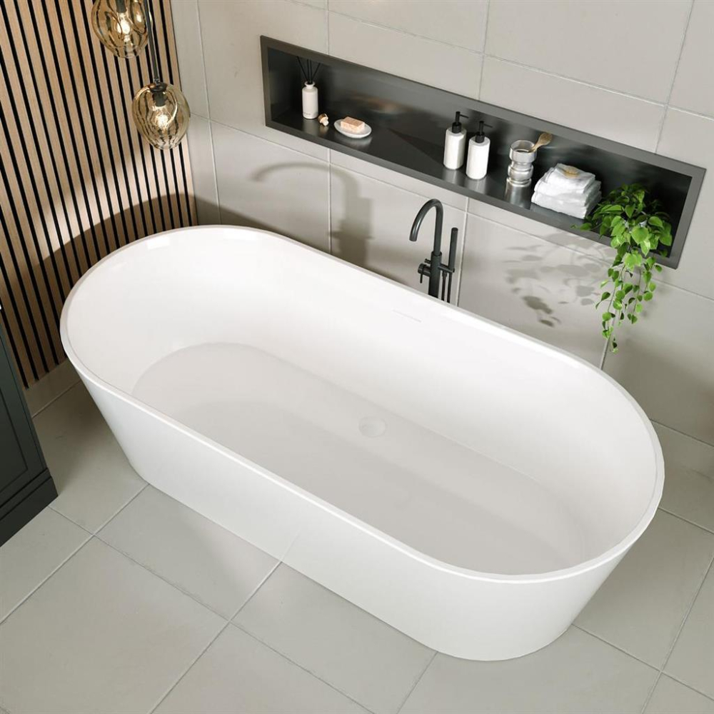 Beaufort Putney 1590 x 740 White Low Level Freestanding Bath