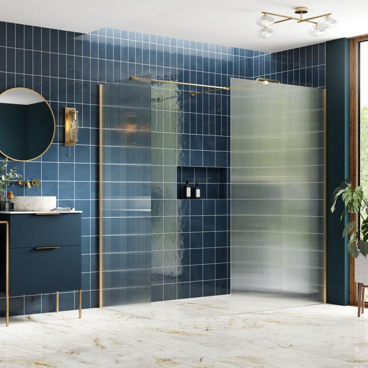 Supreme 900mm Fluted Wetroom Panel & Support Bar - Brushed Brass