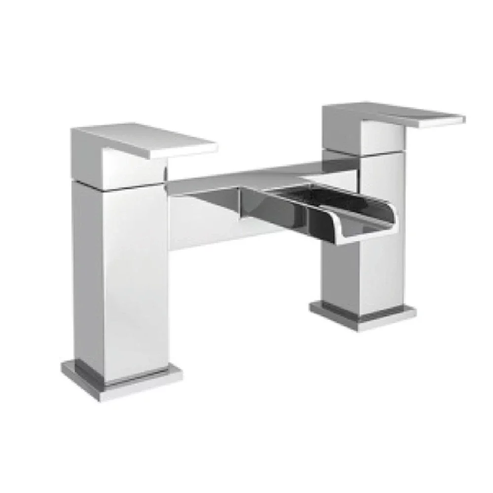 Gio Amoura Bath Filler