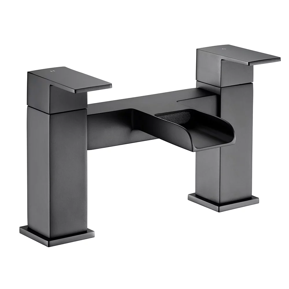 Gio Kyoto Black Waterfall Bath Filler & Waste