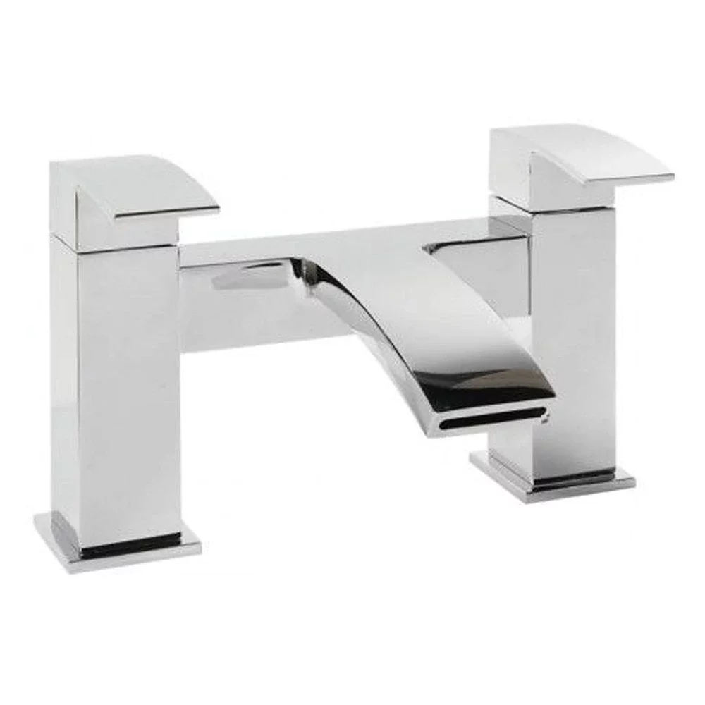 Gio Slope Bath Filler