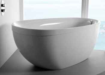 Carron Paradigm Freestanding Bath - 1550 x 850mm